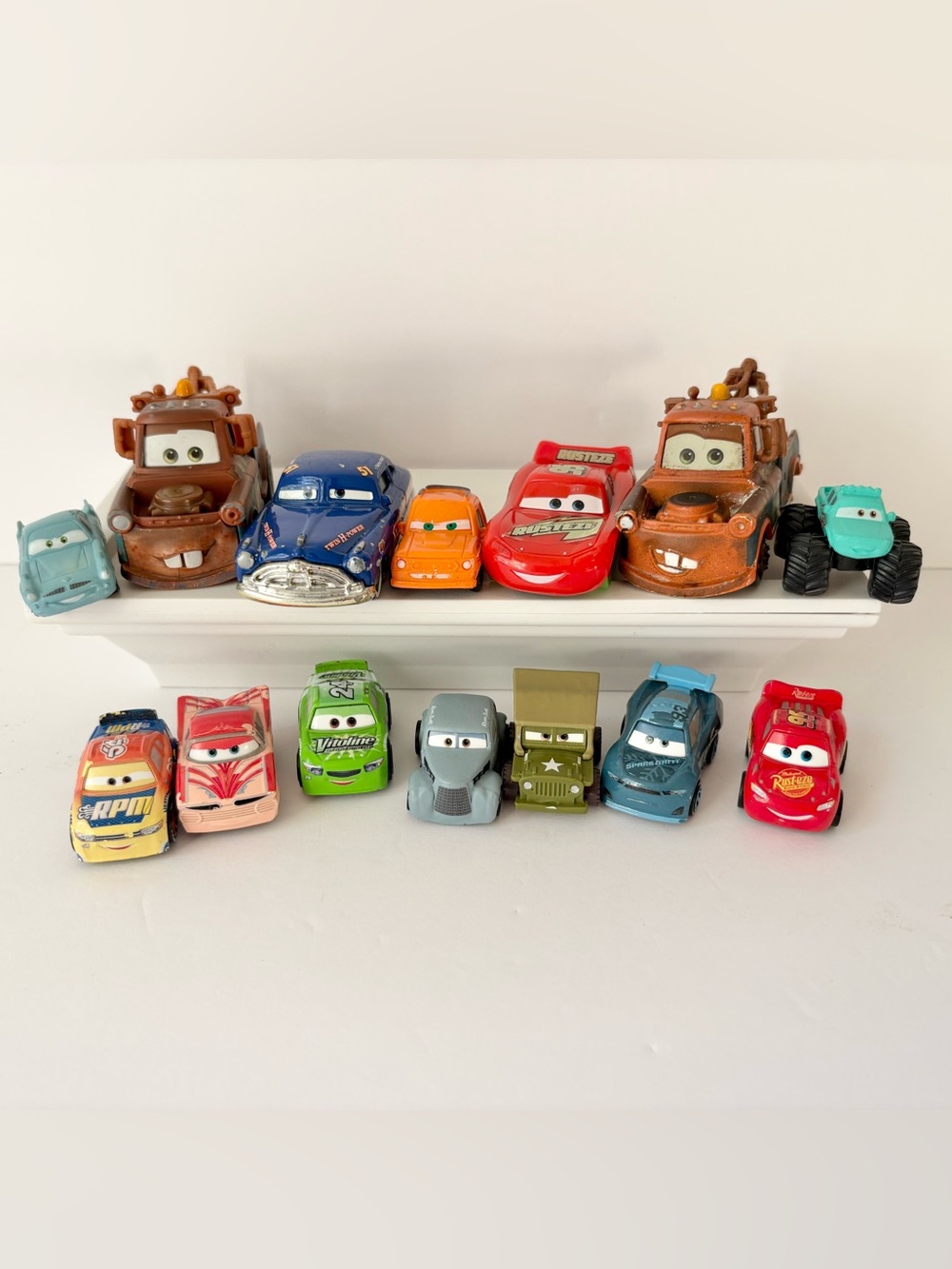 Disney Pixar Cars Lot Mini Racers PVC 1:55 1:43